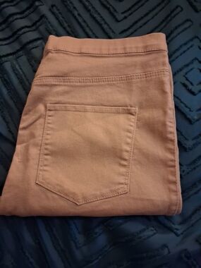 H&M Women’s Stretch Pocket Jeggings in Rust Brown